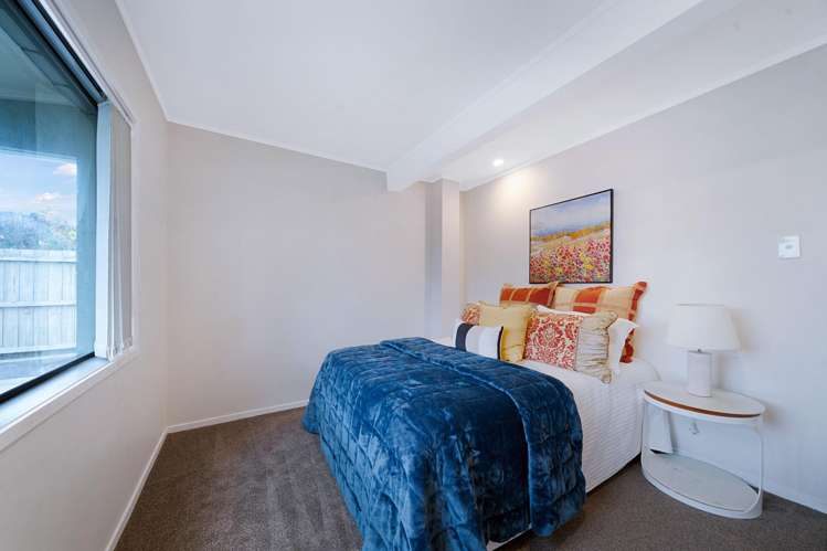 102 Tirimoana Road Te Atatu South_12