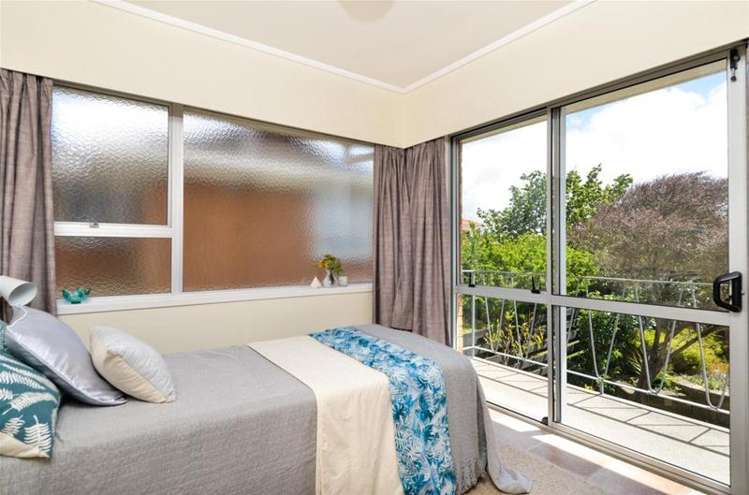 24 Taitua Drive Te Atatu South_17