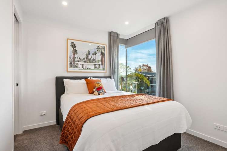 302/2 Miller Street Point Chevalier_8