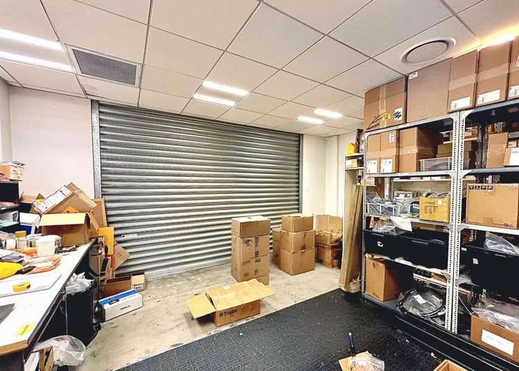 2/1 Show Place Addington_9