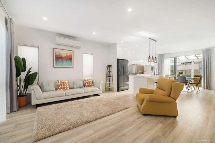 2 Airey Place Torbay_5