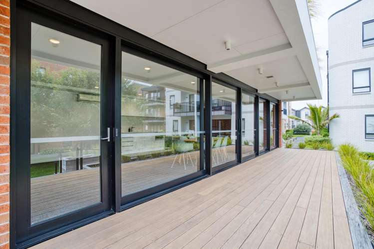 215/81 Mapou Road Hobsonville_14