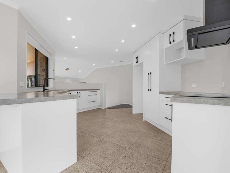 135 Baverstock Road Nawton_7