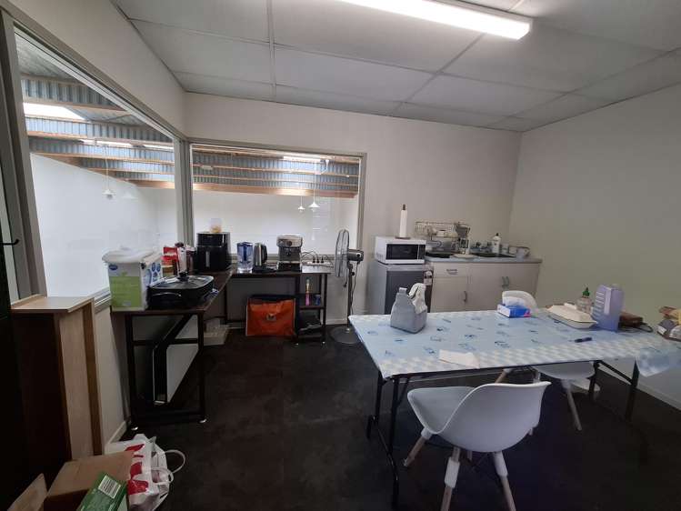 Unit P, 18 Moselle Avenue Henderson_9