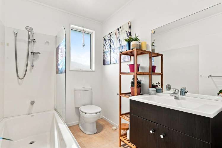 57 Chorley Avenue Massey_20