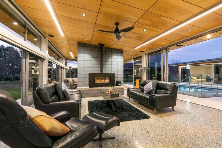 23 Mountain View Drive Wanaka_12