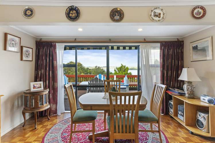 17 Tui Vale Road Cockle Bay_16