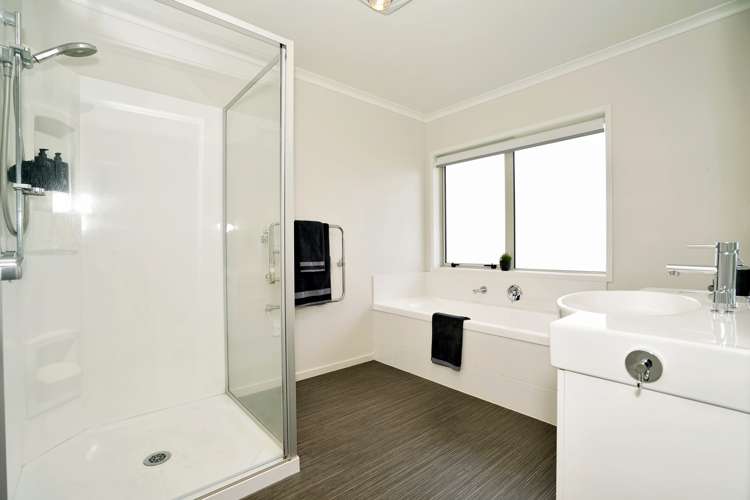 12 Law Crescent Horotiu_14