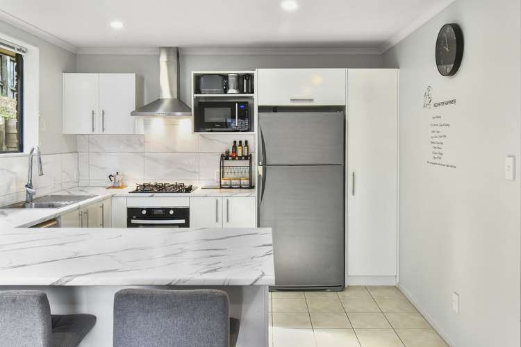 17a Keri Vista Rise Papakura_22