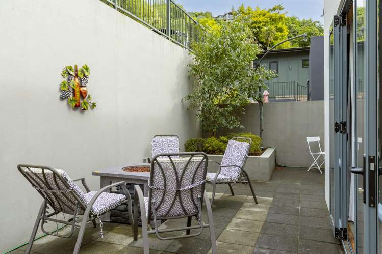 2/870 Acacia Bay Road Acacia Bay_13