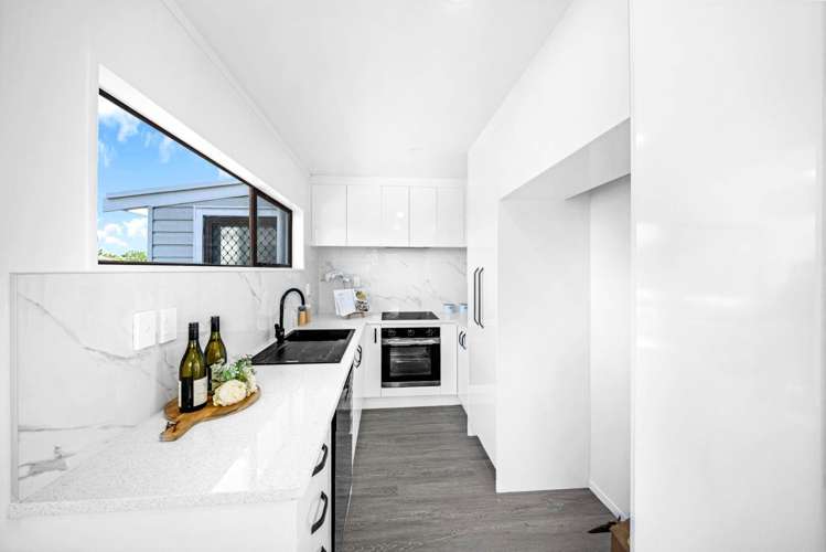 2/18 Elizabeth Avenue Papatoetoe_10