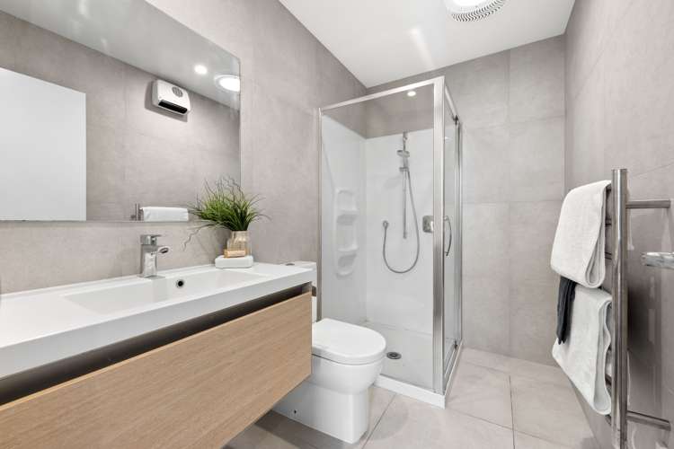 5 Tomtit Lane Flat Bush_24