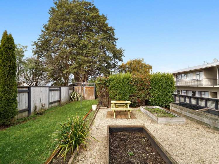 116 London Street Dunedin Central_21