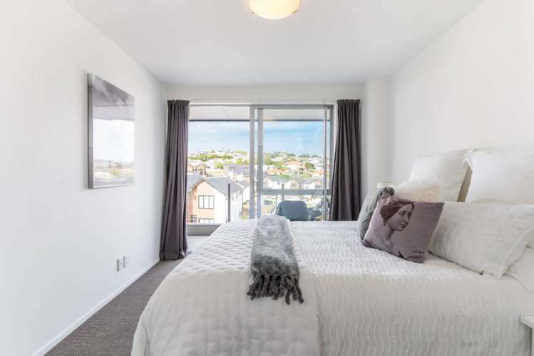 208/17 Link Crescent Stanmore Bay_18