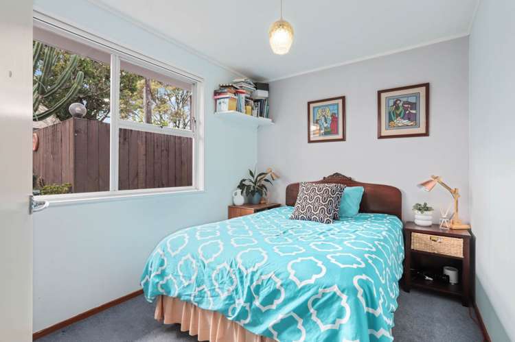 96 Farquhar Road Glendene_6