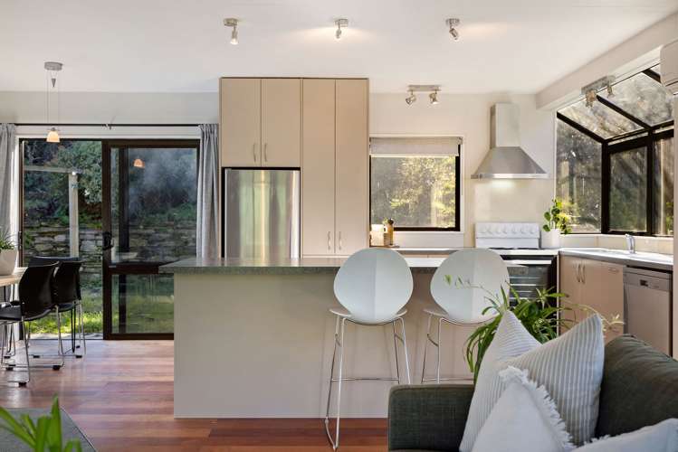 31 Watts Road Fernhill/Sunshine Bay_6