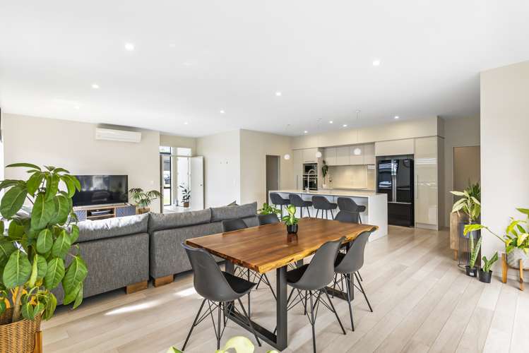 27 Doidge Street Beachlands_13