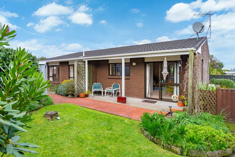 12a Skipage Grove Featherston_15