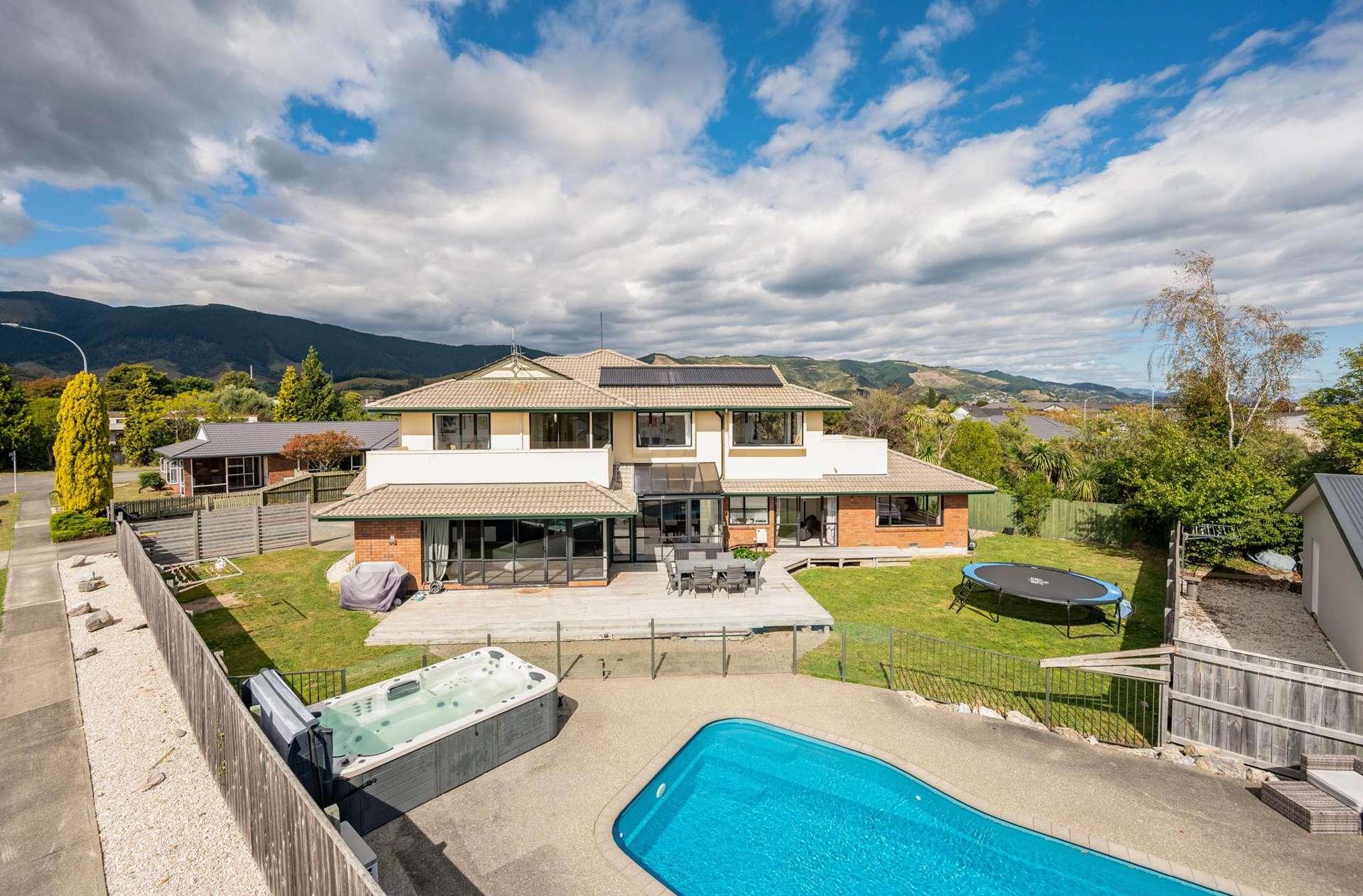 3 Coleridge Place Stoke_0