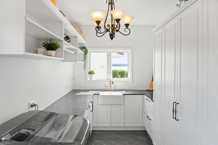 6 Cooper Avenue Holdens Bay_27