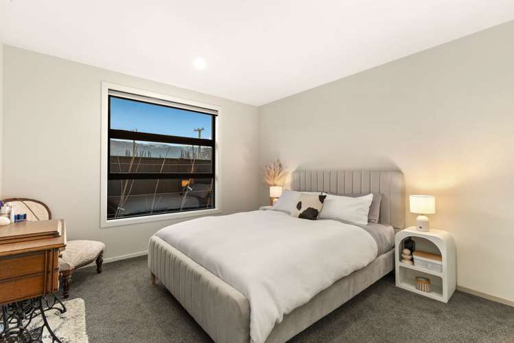 75 Magnum Drive Cromwell_10