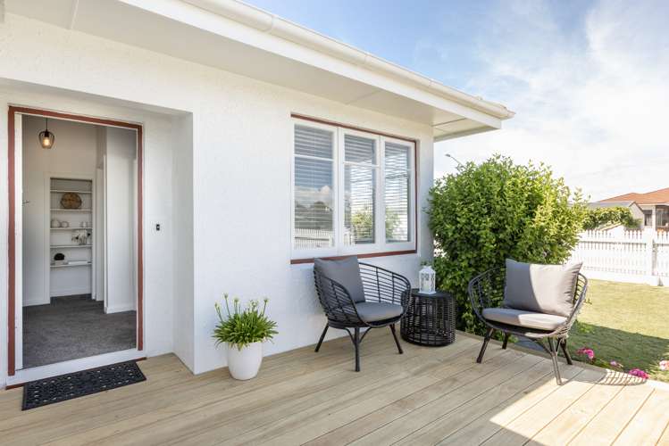 20 Cassino Crescent Onekawa_4