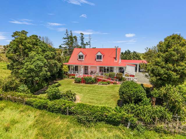 A rare blend of storybook charm & convenience