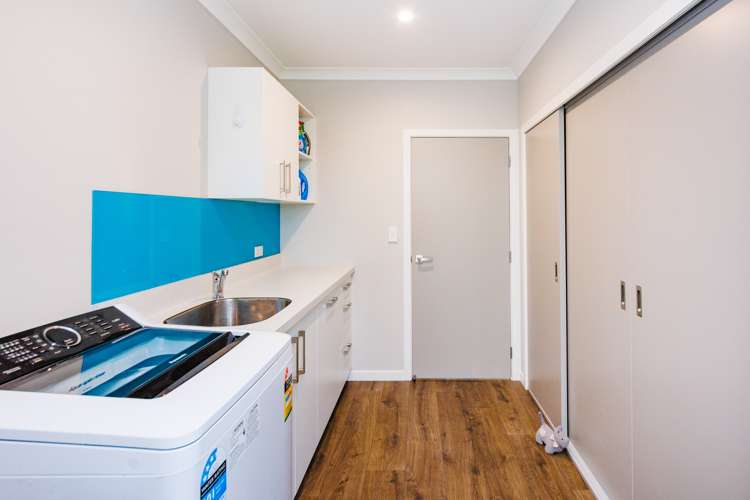 760 Halcombe Road Halcombe_24