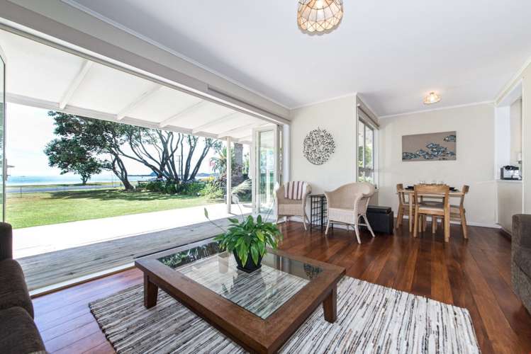 27 Kawakawa Bay Coast Road Kawakawa Bay_9