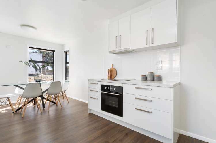 7 Sturdee Street South New Brighton_11