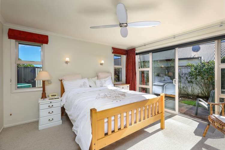 3 Heron Grove Richmond_11