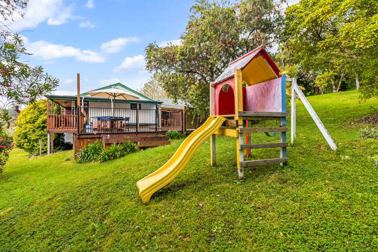 10 Laingfield Terrace Laingholm_11