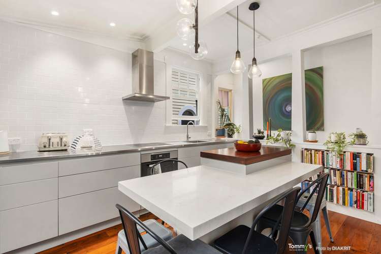 8 Salisbury Garden Court Wadestown_3