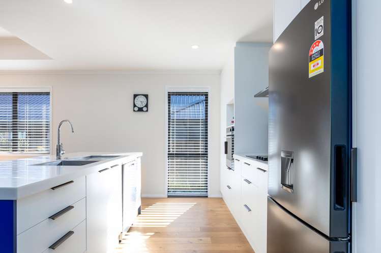 13 Till Street Jacks Point_7