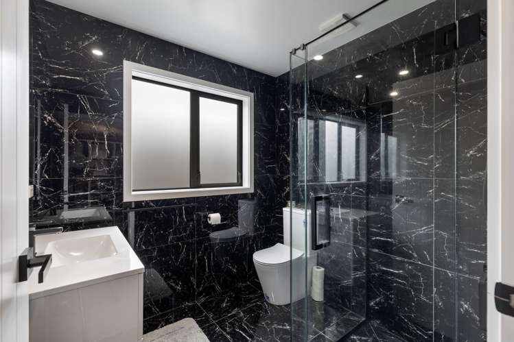 12 Ivy Lane Kelvin Grove_11