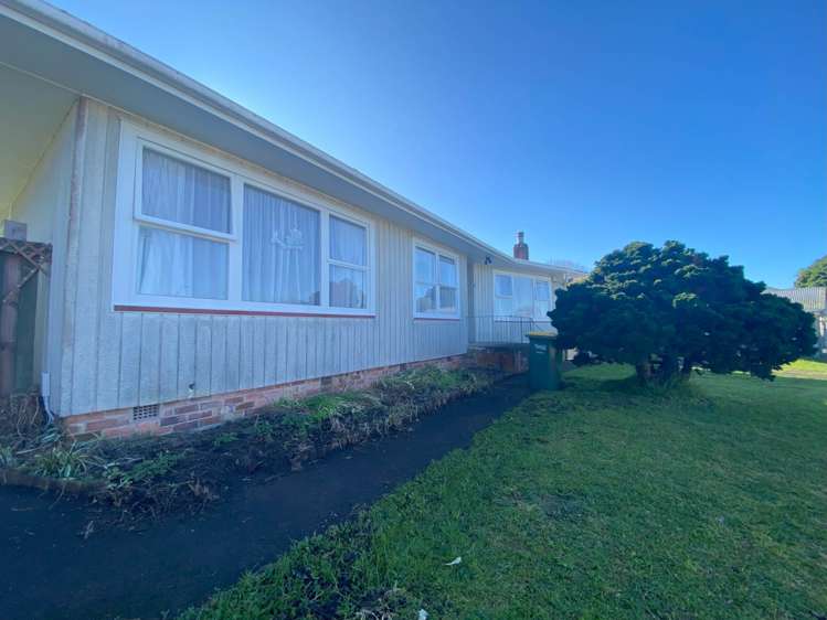 2 Te Kanawa Crescent Henderson_12