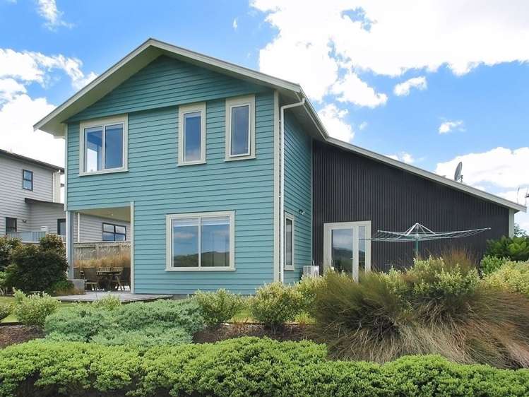 129 Te Puia Drive Aotea_24