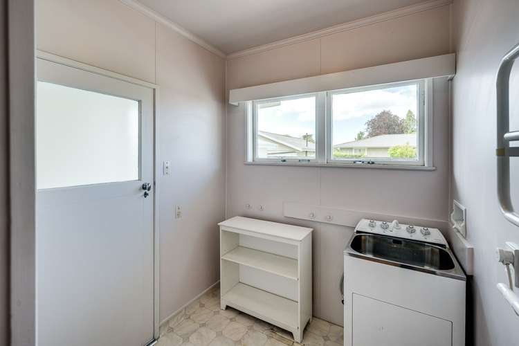 509 Hart Drive Frimley_19