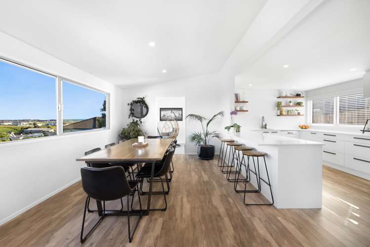 70 Waldorf Crescent Orewa_5