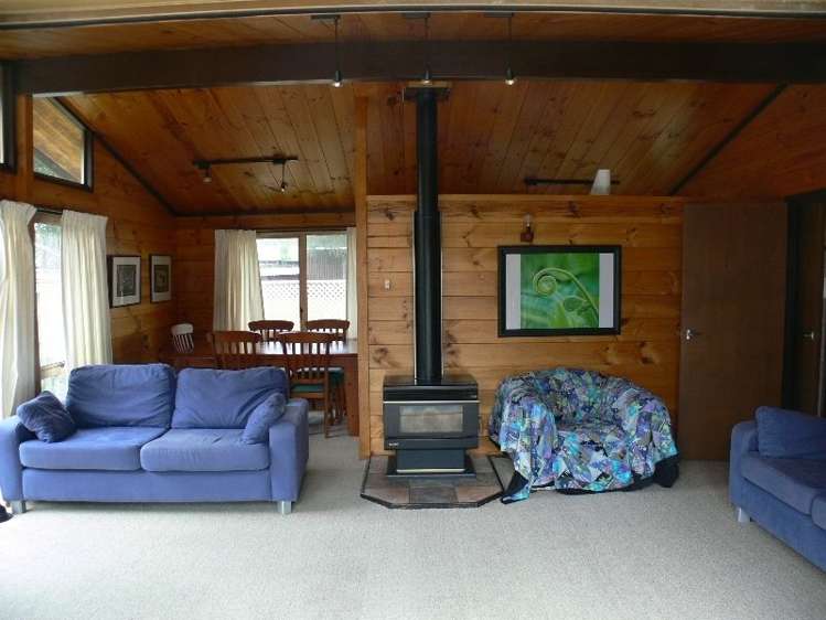 8 Winderton Way Pauanui_3