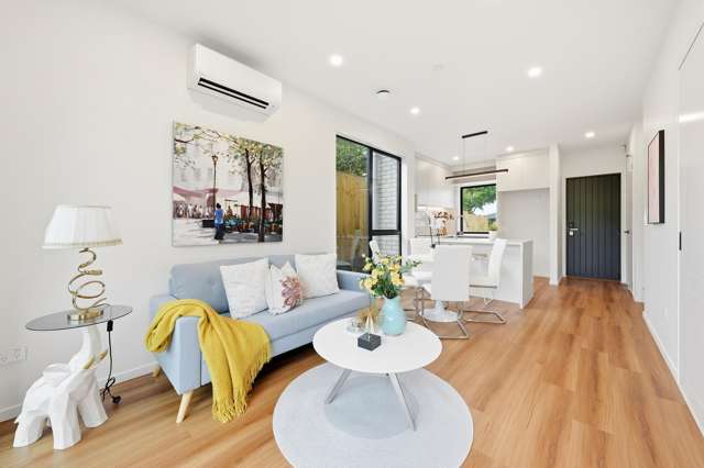 Brand New Modern Townhouse - Unbeatable Location & Value!