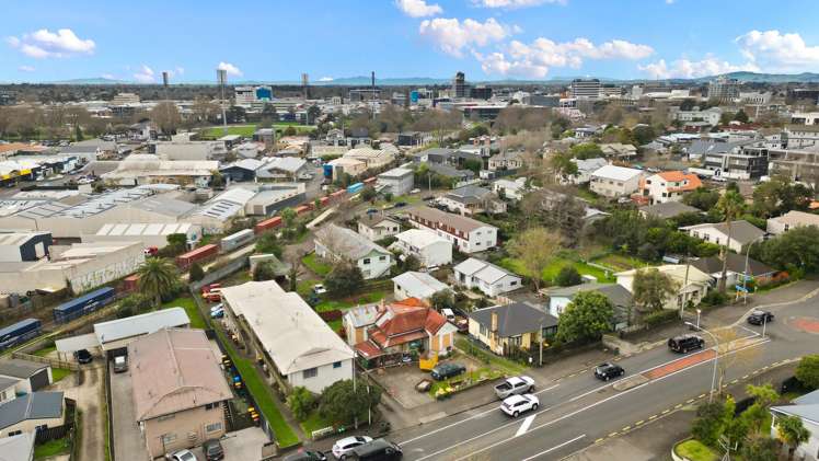 83 Lake Road Frankton_7