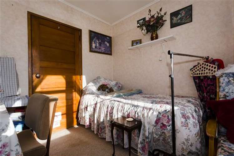 32 Columba Avenue Calton Hill_14