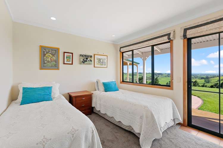 125 Davis Road Inglewood_12