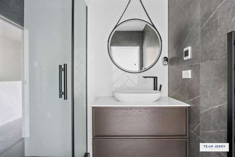 2/4 Ranier Street Ellerslie_17