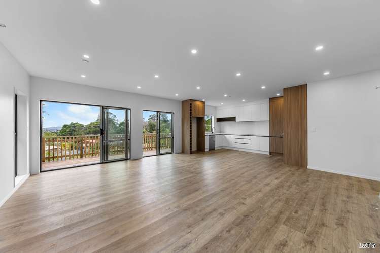 127 Glengarry Road Glen Eden_23