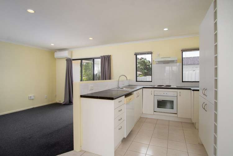 17A Vina Place Massey_1