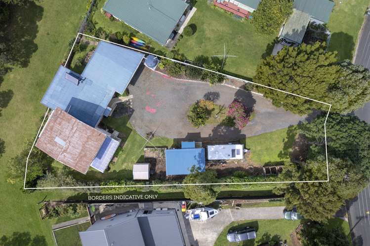 10 Roretana Drive Athenree_18