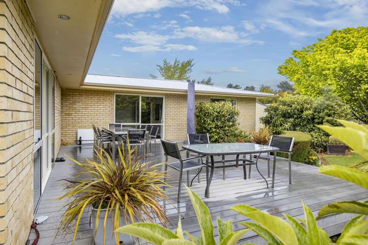 43 Bruces Road Sefton_26