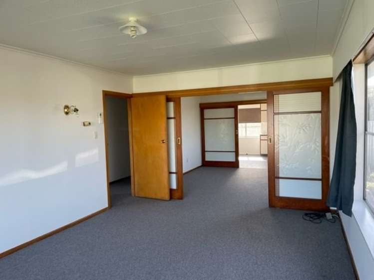 244 Mayfair Avenue 10490_2